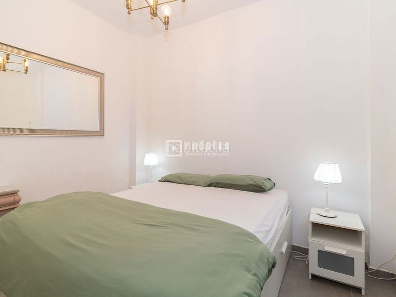 Foto f98f6175-2037-4491-84a8-a3ffeb96bd83. Casa amb calefacció a En Corts - Doctor Waksman Valencia