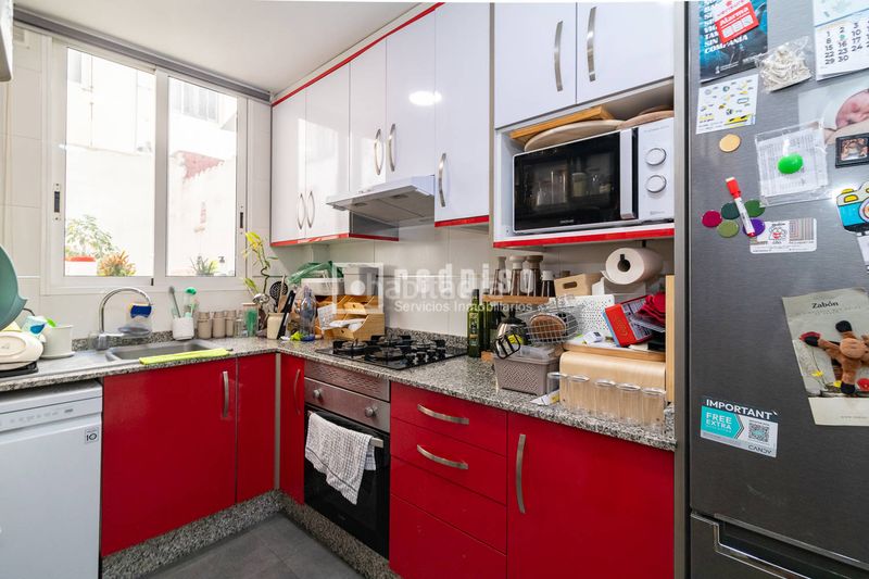 Foto 40569859-ff3f-4f44-9546-091f06c06c8e. Piso en Na Rovella - Hermanos Maristas Valencia