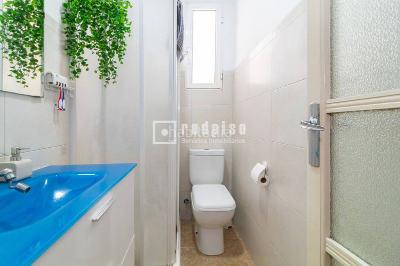 Foto dcbaddcf-cf4d-4bf1-b2d1-fd14f996086a. Piso en Na Rovella - Hermanos Maristas Valencia