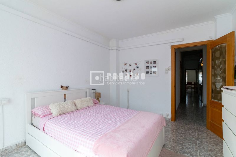 Foto 556e103d-1da9-4628-b1e5-8db29ceb2501. Pis a Russafa Valencia