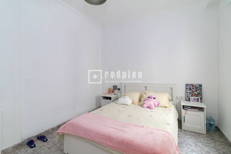 Foto b662cdd7-2e4b-4659-a381-2708331f09cc. Pis a Russafa Valencia