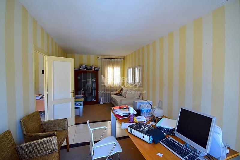 Foto 42221cb5-7317-48aa-890c-2055c9170305. Bureau dans San Enrique-Guadiaro-Pueblo Nuevo Sotogrande