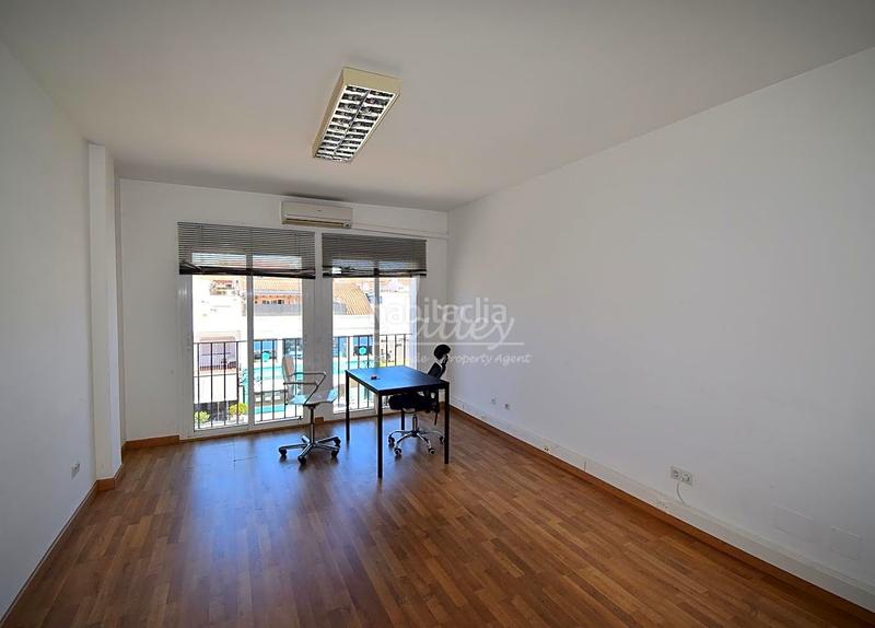 Foto 42bdff04-cbaa-4262-af19-33457f052459. Bureau dans San Enrique-Guadiaro-Pueblo Nuevo Sotogrande