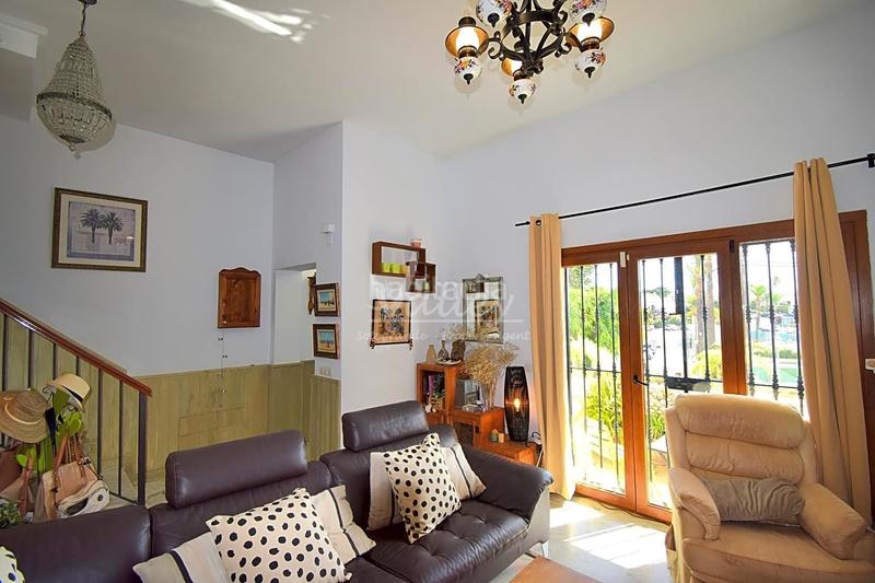 Foto a8b018ee-4638-4f9a-adaa-93ff3d7e7db8. Casa a schiera con parcheggio in Torreguadiaro-San Diego Sotogrande