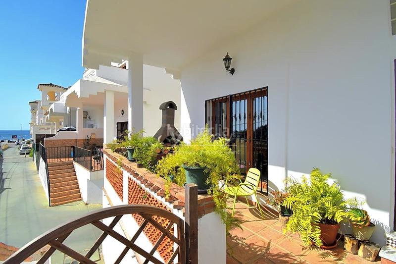 Foto aca13ad3-25f9-4686-ba9f-593d197fbc70. Casa adosada en Torreguadiaro-San Diego Sotogrande