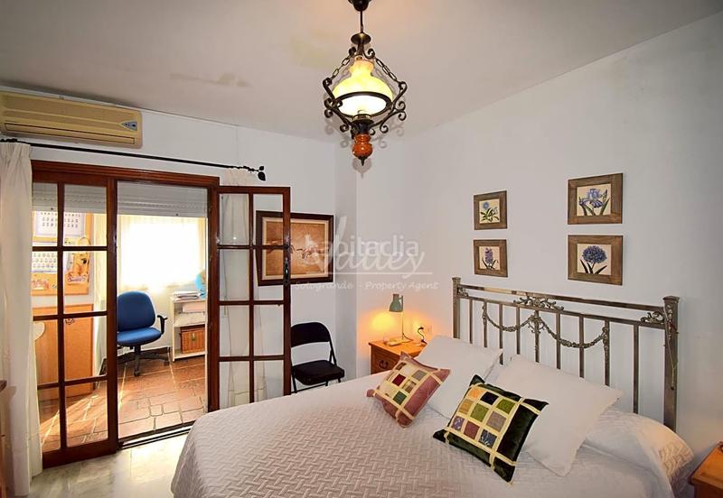 Foto 72d3fa9d-ff3d-4edc-bd83-c5cb58566493. Maison jumelée avec parking dans Torreguadiaro-San Diego Sotogrande