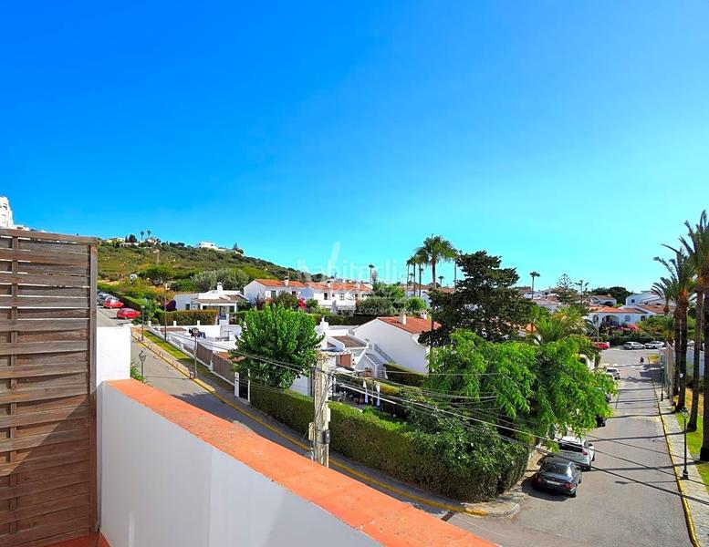 Foto c7383967-6570-413d-8599-fd09d0990d30. Semi detached house with parking in Torreguadiaro-San Diego Sotogrande