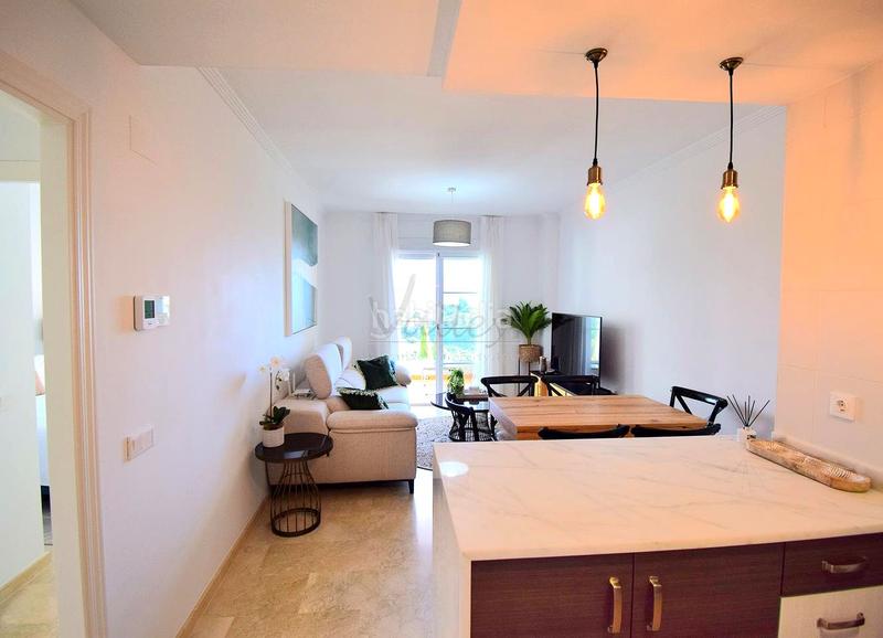 Foto 06b615c3-cf94-478f-a4ff-8aa686a5c270. Apartment with heating pool in Chullera Manilva