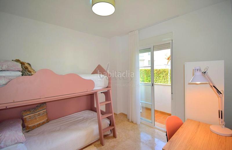 Foto 95372925-f9e1-4056-9cc0-88abf674b840. Apartment with heating pool in Chullera Manilva