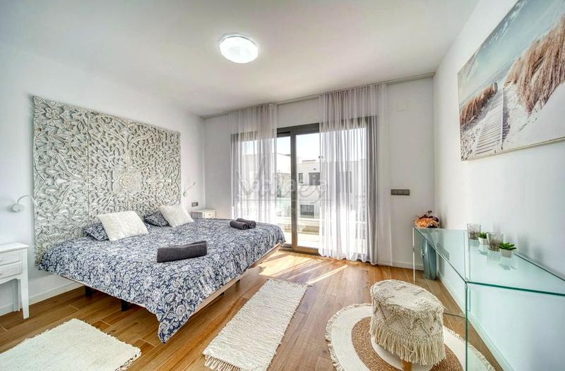 Foto 7f7b835b-6907-40b0-b754-4d57d3918035. Duplex avec parking dans La Alcaidesa