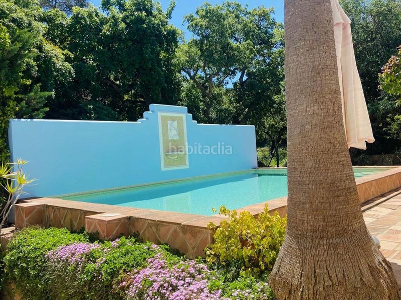 Foto 0194ea74-be55-4955-99bf-4dbb98762124. Casa amb piscina a Sotogrande costa Sotogrande