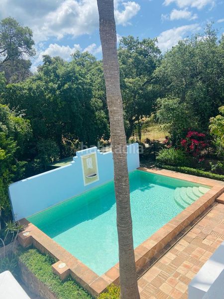 Foto 66ed3f03-82c0-4430-a8f8-d5efcb8333c2. Casa amb piscina a Sotogrande costa Sotogrande