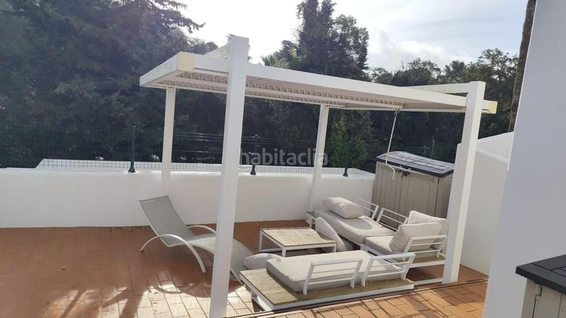 Foto ad5c6d0e-476f-410e-a3a9-5436af6e9f77. Casa amb piscina a Sotogrande costa Sotogrande