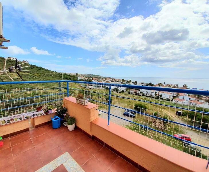 Foto ecb187e4-eced-4d3b-b803-d8905fff6e57. Alquiler piso alquiler apartamento en torreguadiaro en Sotogrande