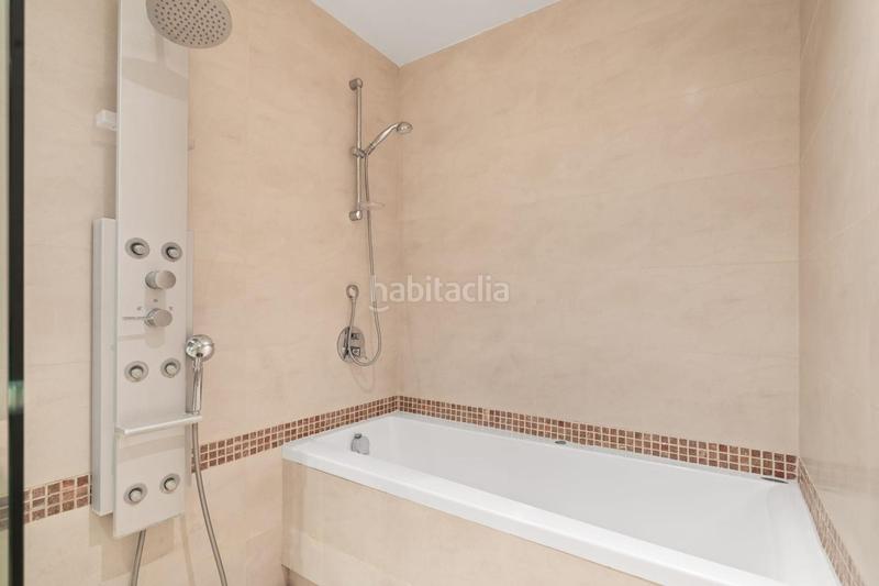 Foto 228a3974-c65f-4fd9-ba81-ebd0835f31c2. Àtic amb aparcament piscina a puerto de Sotogrande-la marina Sotogrande