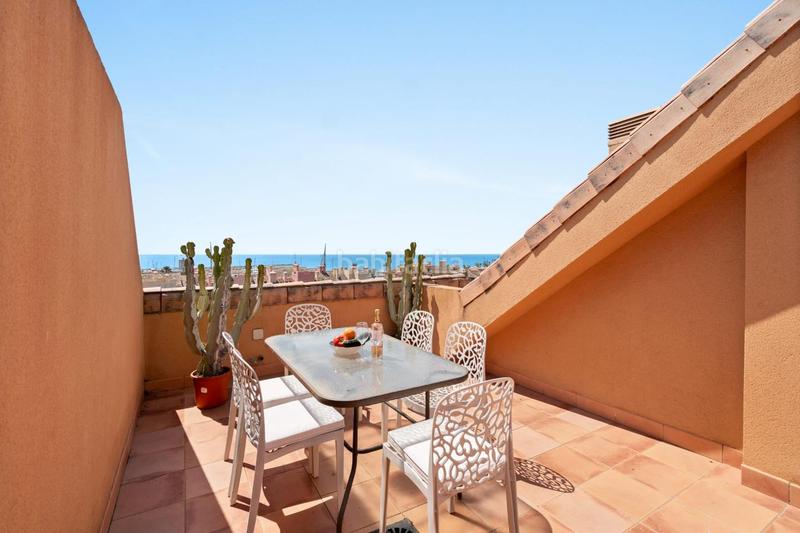 Foto a7a69c86-b474-42bf-b57b-fd20bcb455bb. Àtic amb aparcament piscina a puerto de Sotogrande-la marina Sotogrande