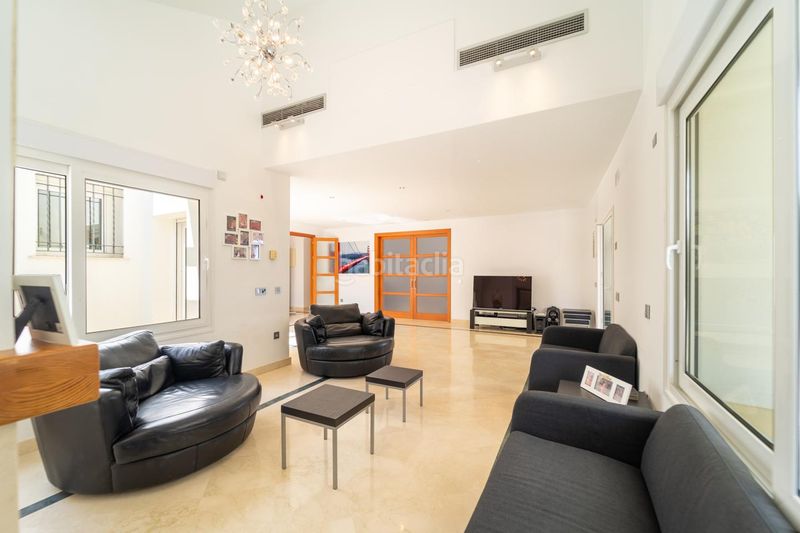 Foto 4a4f7112-ee86-4539-a3d0-2fd71b562dbd. Casa amb piscina a Sotogrande costa Sotogrande