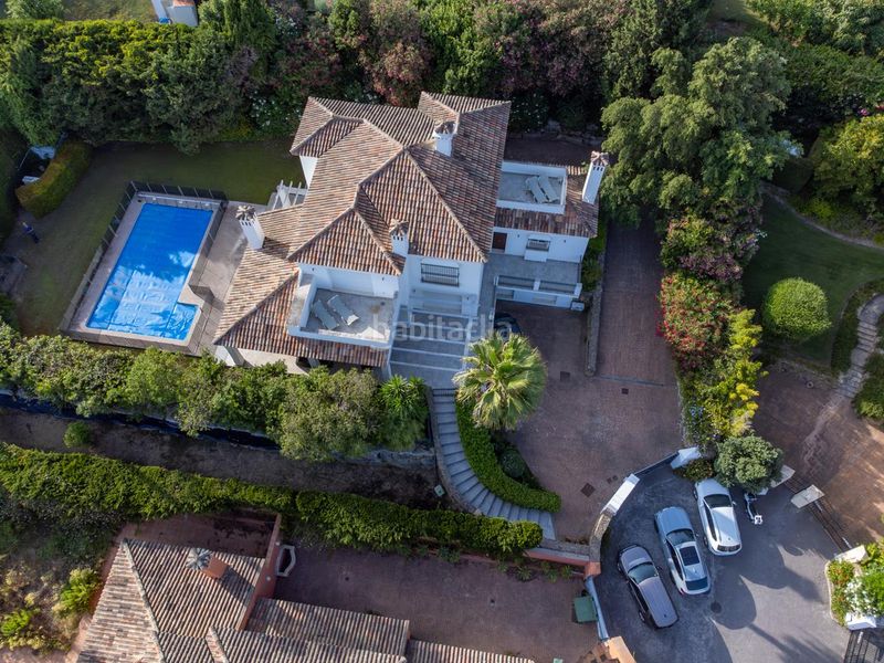 Foto d9b5d87b-8964-47f4-aa86-da6a0dc59bab. Casa amb piscina a Sotogrande costa Sotogrande