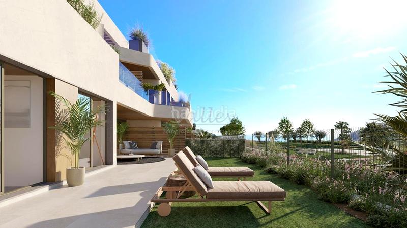 Foto e2a047d0-89db-4a87-afe0-3ebbdb5ec640. Piano terra con piscina in La Alcaidesa