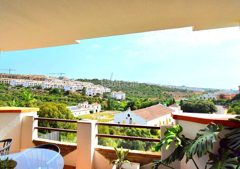 Foto d9080bc0-8cb2-4f80-a1ef-5644a3543deb. Appartement avec parking piscine dans La Alcaidesa