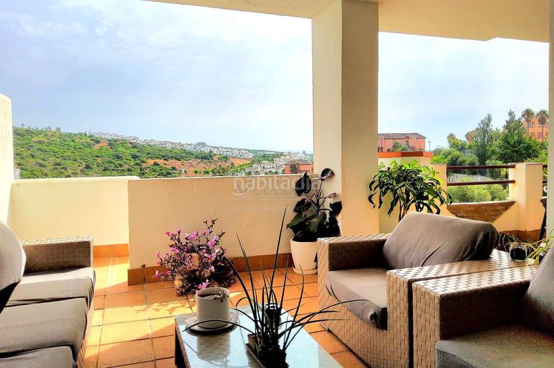 Foto ad5f36f7-9b10-4496-9420-c1dceb74e654. Piccolo appartamento con parcheggio piscina in La Alcaidesa