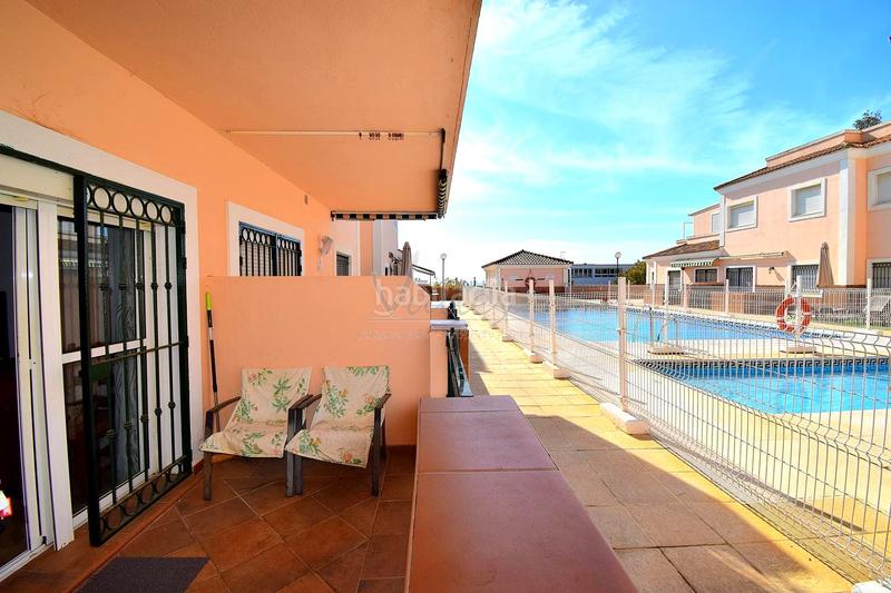 Foto 4f01ce80-a874-4a92-9221-374efd9a1086. Miete appartement mit pool in Torreguadiaro-San Diego Sotogrande