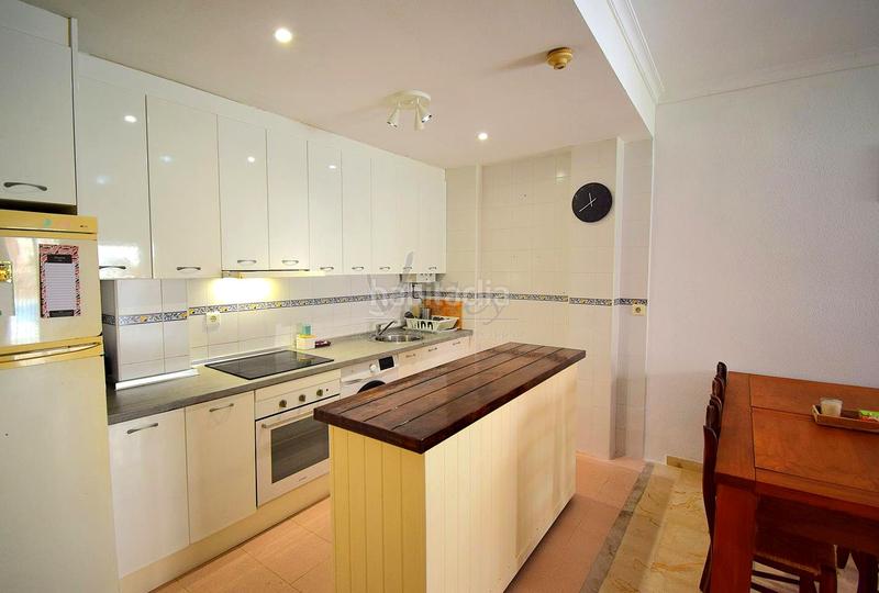 Foto 9f9edb23-9c58-467b-b9fd-8af697d73930. Miete appartement mit pool in Torreguadiaro-San Diego Sotogrande