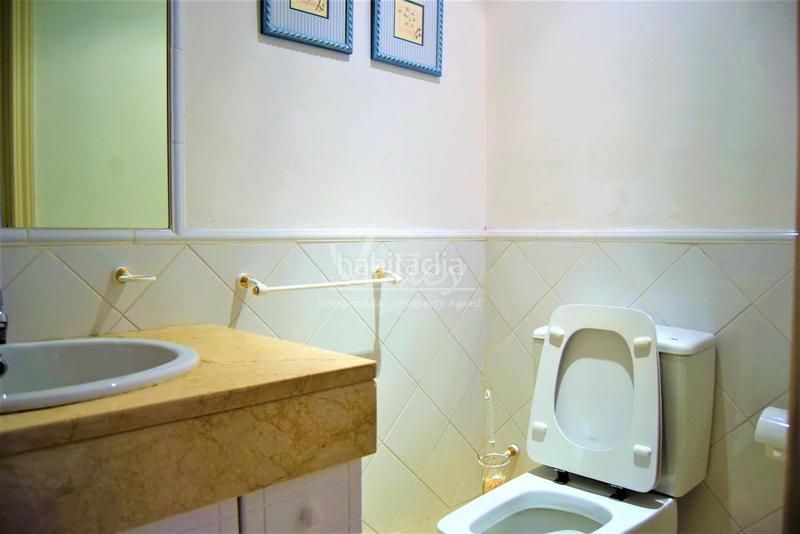 Foto 939c9841-89e9-407b-8859-3fbdbc2a1245. Location duplex avec parking dans puerto de Sotogrande-la marina Sotogrande