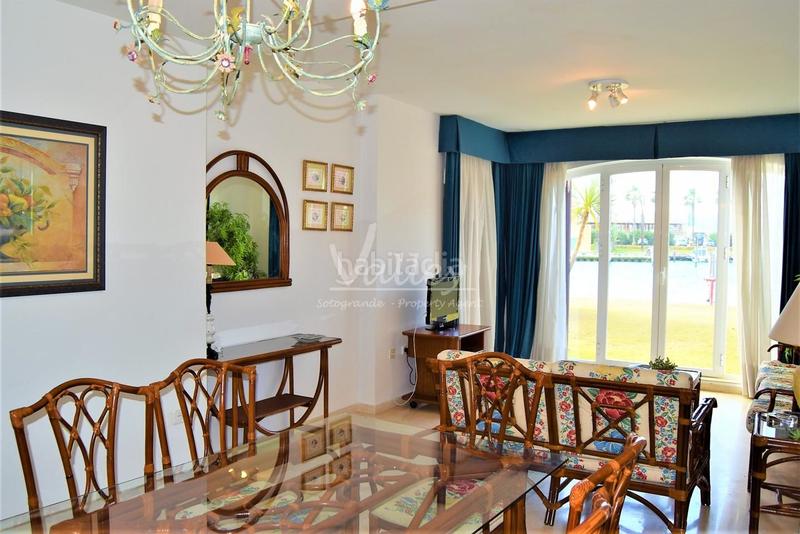 Foto d859a53e-ba05-4df5-8c77-f1865d3ca385. Location duplex avec parking dans puerto de Sotogrande-la marina Sotogrande