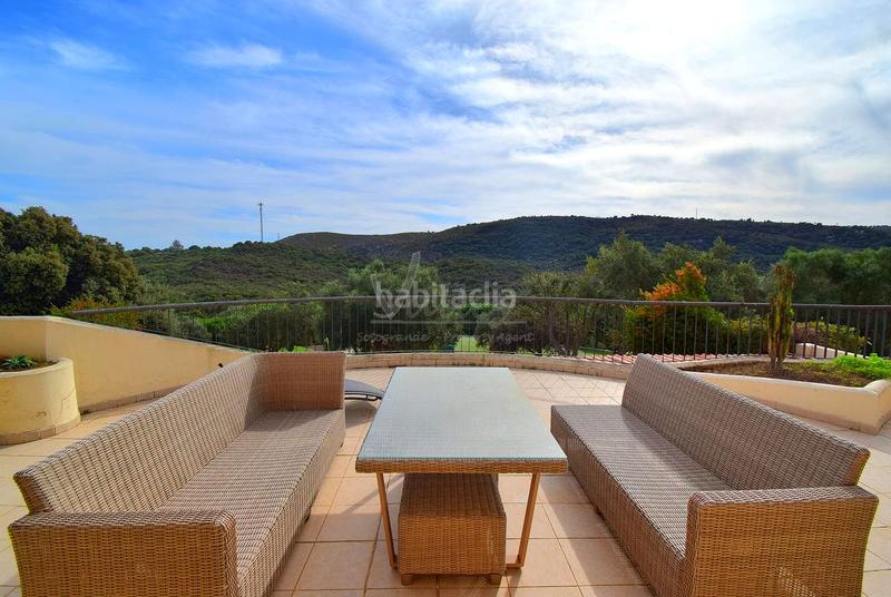 Foto 08d6b268-4c21-48a0-953c-e9f877d9687a. Apartamento venta de apartamento en san roque club. en Sotogrande