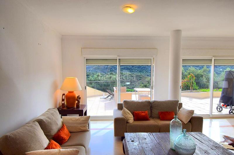 Foto 6d772a87-48a4-43bb-aa68-000330b74408. Apartamento venta de apartamento en san roque club. en Sotogrande