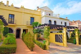Haus  Los cortijos de la reserva. Venta de casa adosada  en urbanización los cortijos de la reserv