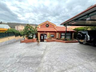 Casa  Circular. Venta de chalet independiente en venta en santa margarita, la lí