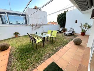 Casa  La capitana. Chalet en venta en venta melchor, la línea de la concepción