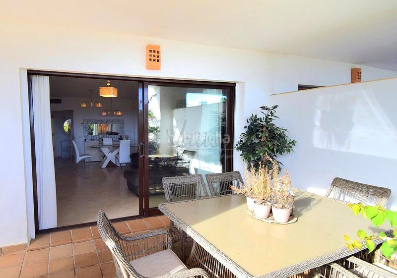 Foto 9089d5b0-e2f2-43b9-8824-40cb999276b5. Apartament amb aparcament piscina a La Alcaidesa