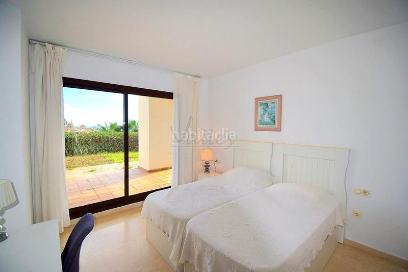 Foto 9bae8199-e30c-4c81-8f4a-8cdc81b22ddd. Apartament amb aparcament piscina a La Alcaidesa