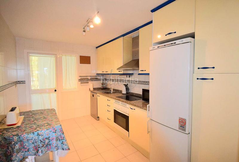 Foto a6f92cf3-1896-40c3-80ed-19e567e562ec. Apartament amb aparcament piscina a La Alcaidesa