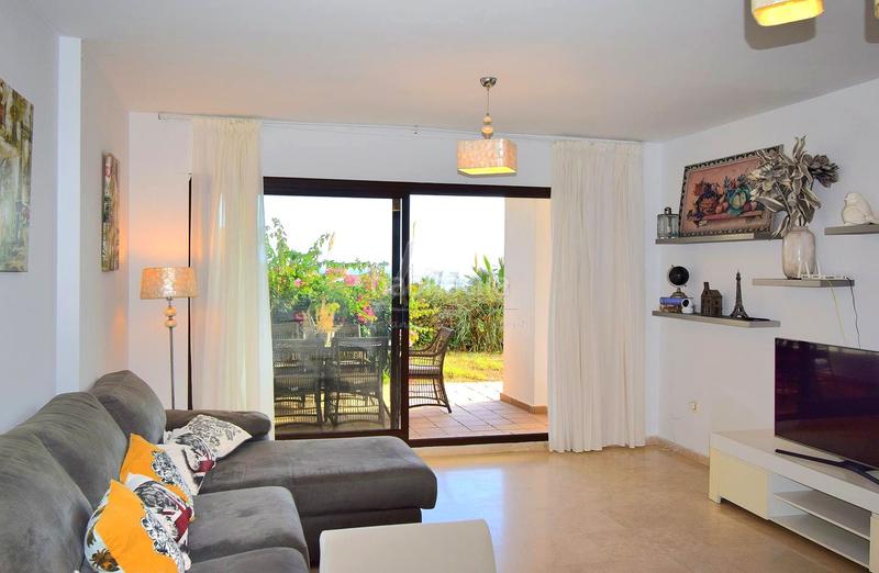 Foto a9ddaefc-07bd-4ff2-af9a-e16fb4920d32. Apartament amb aparcament piscina a La Alcaidesa