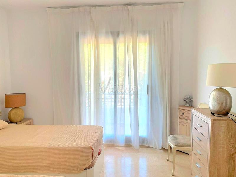 Foto bc983f8b-3c6d-4665-87e5-8f14fb1c0016. Apartament amb aparcament piscina a La Alcaidesa