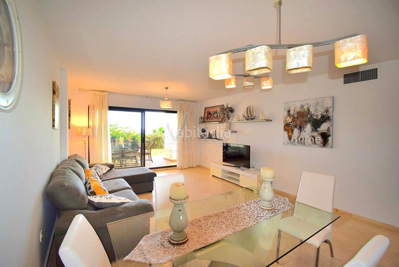 Foto c23c852e-51e2-4a56-b24e-3681a51806a0. Apartament amb aparcament piscina a La Alcaidesa