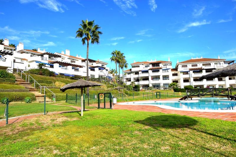 Foto c7f406f2-0f49-47c9-8e64-57e06d2e8f55. Apartament amb aparcament piscina a La Alcaidesa