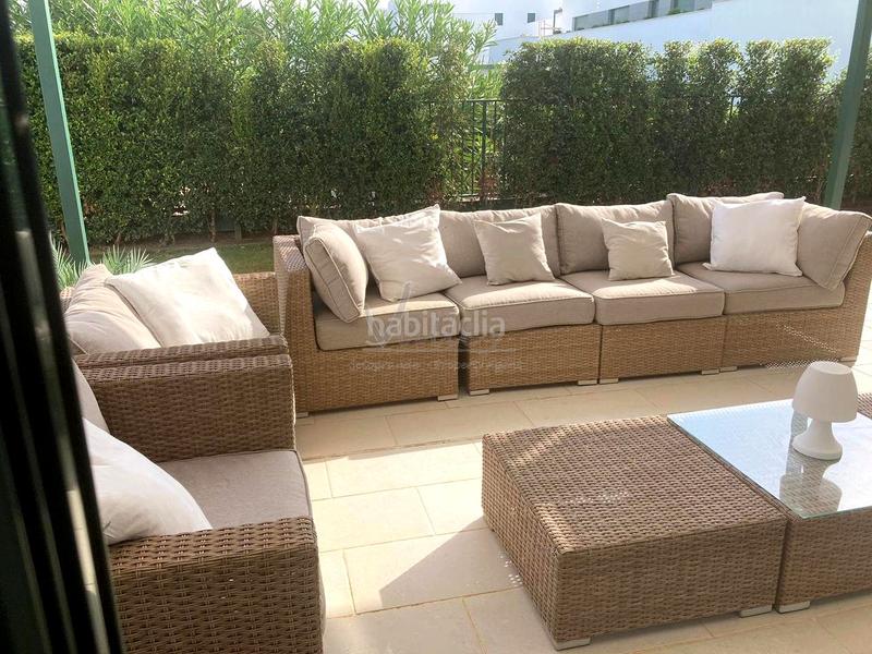 Foto b2cf9f74-6c56-440b-9c32-e38e843f2bd7. Appartement mit heizung parking pool in Sotogrande alto Sotogrande