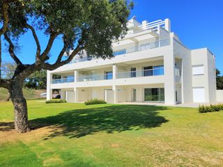 Appartement  Emerald greens. Venta de fantástico apartamento en primera línea de golf en san