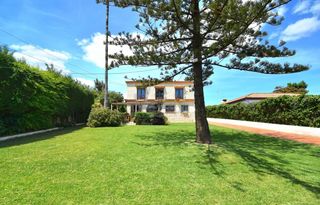 Casa en Barrios (Los). Venta de espectacular villa en los barrios.