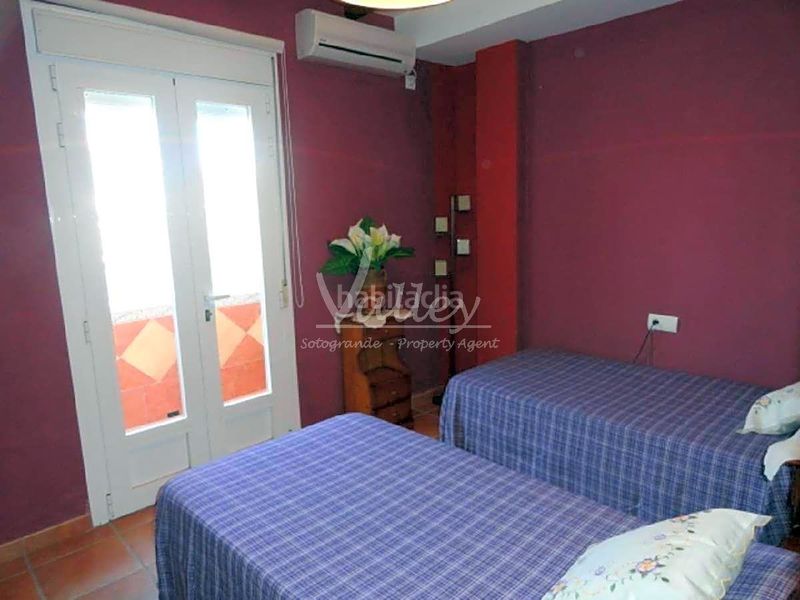 Foto a1386e35-d463-4588-b918-6ab119760a35. Edifici a San Enrique-Guadiaro-Pueblo Nuevo Sotogrande