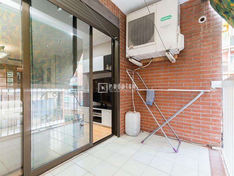 Foto 426624bd-449f-4a2f-94cf-fdd37ecb01ff. Etagenwohnung mit parking in El Grau Valencia