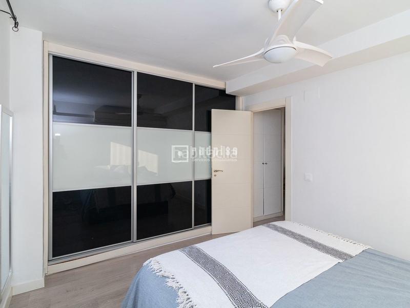 Foto 2cd8ff98-ae54-403d-81fd-25aa14ca42f0. Piso  reformado en 7ma planta a la venta en El Grau Valencia