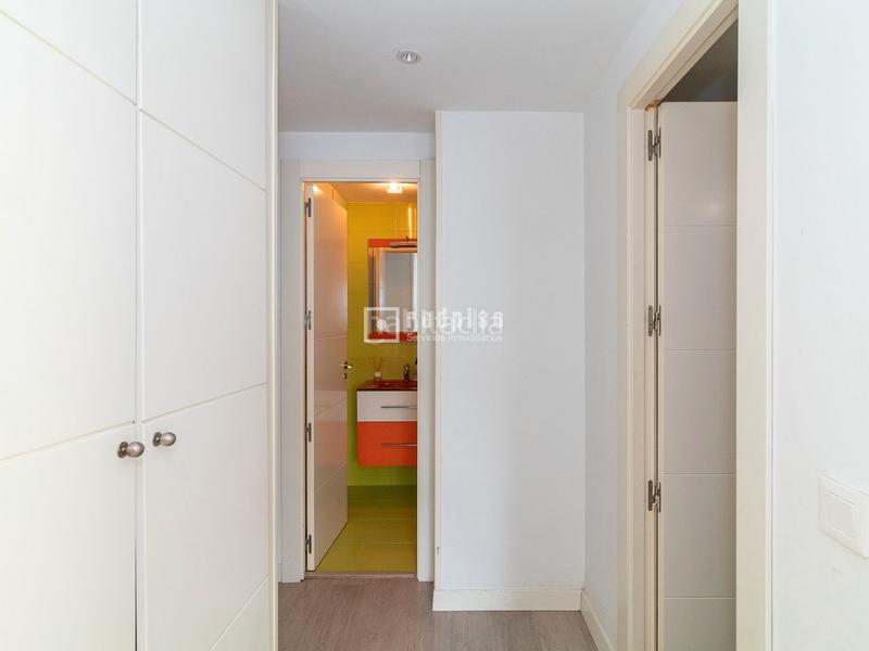 Foto 450e07bd-2533-4325-9e14-b0d5a96aa067. Piso  reformado en 7ma planta a la venta en El Grau Valencia