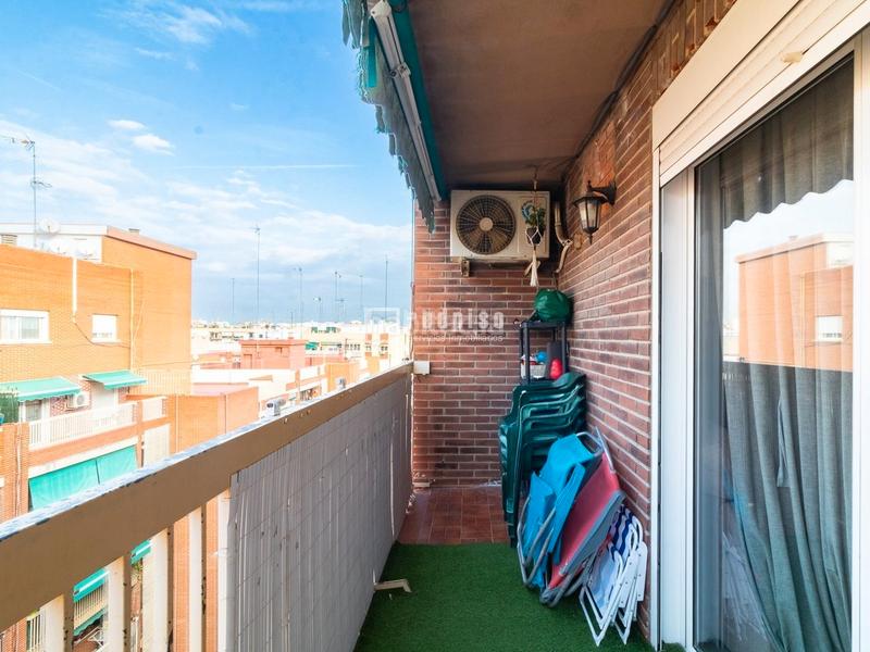 Foto 5b878d88-77e6-4603-b579-924077556ec7. Piso  reformado en 7ma planta a la venta en El Grau Valencia