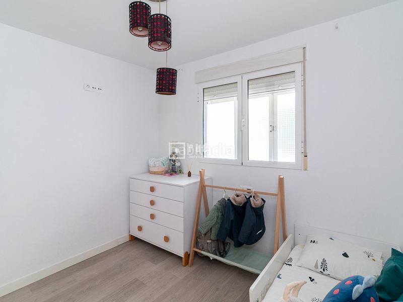 Foto 8a367a44-2720-460f-9bb0-d0615bcf8c24. Piso  reformado en 7ma planta a la venta en El Grau Valencia